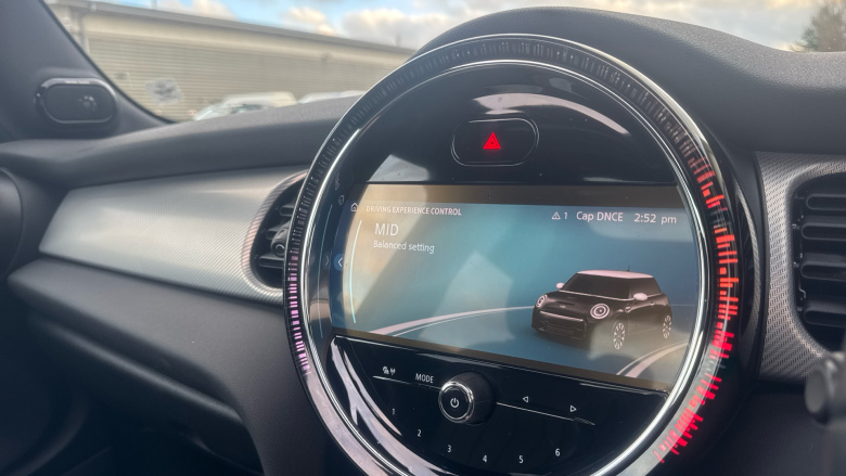 MINI Hatchback 1.5 Cooper Exclusive 3dr Auto Petrol Hatchback